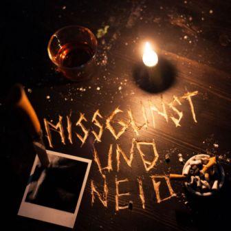Placenta – Missgunst Und Neid